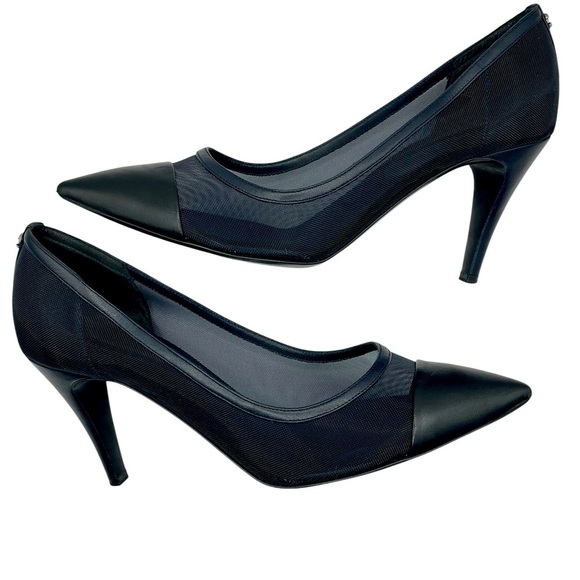 CHANEL Escarpins Interlocking CC Logo Pumps Navy Blue Size 39.5EU, 9.5US - Picture 9 of 15